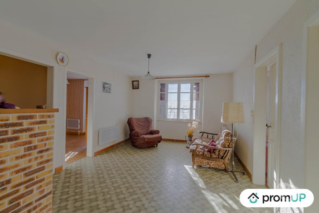 Vente Maison Cantal Pailherols - 15800 - Photos Vivastreet (VM4137) Maison à Pailherols