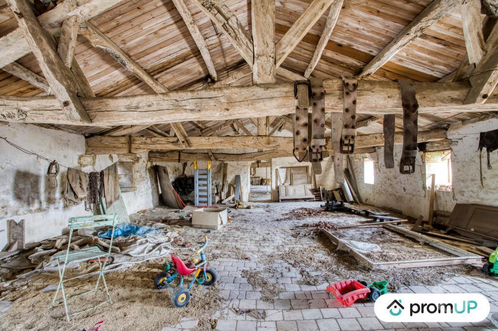 Vente Maison Charente-Maritime Loire les Marais - 17870 - Photos Vivastreet (VM2468) Maison ancienne de 490 m2 à rénover