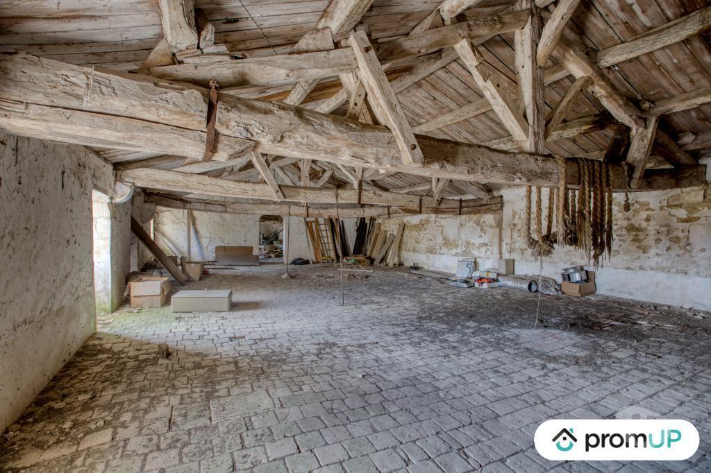 Vente Maison Charente-Maritime Loire les Marais - 17870 - Photos Vivastreet (VM2468) Maison ancienne de 490 m2 à rénover