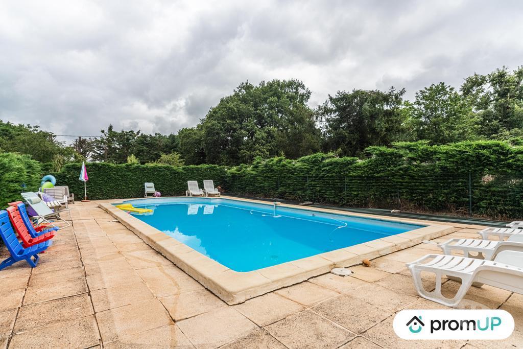 Vente Maison Lot-et-Garonne Fumel - 47500 - Photos Vivastreet (VM510) Grande maison de 320m² d’un hectare de terrain