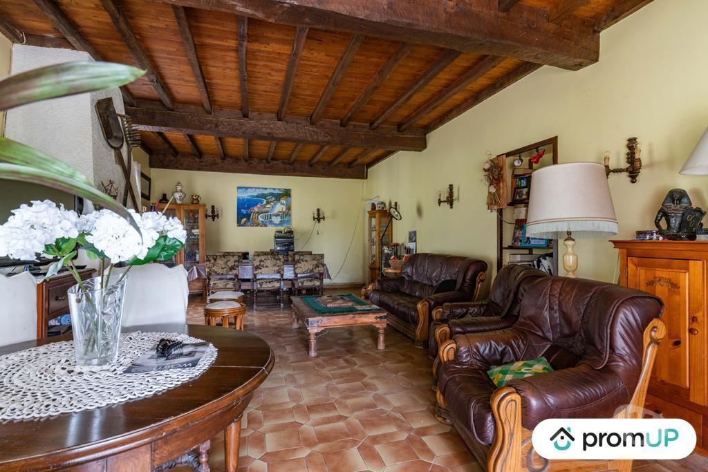Vente Maison Lot-et-Garonne Fumel - 47500 - Photos Vivastreet (VM510) Grande maison de 320m² d’un hectare de terrain