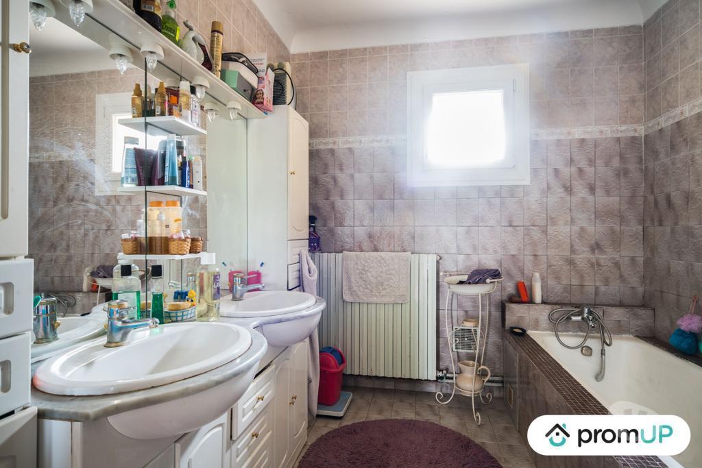 Vente Maison Lot-et-Garonne Fumel - 47500 - Photos Vivastreet (VM510) Grande maison de 320m² d’un hectare de terrain