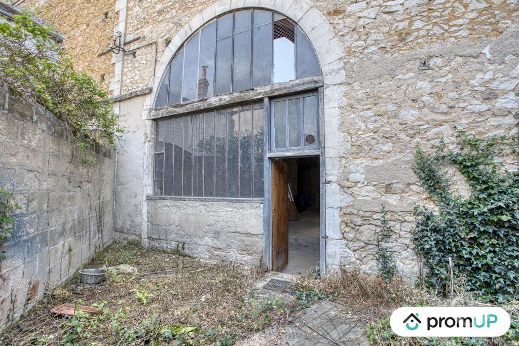 Vente Maison Indre Argenton sur Creuse - 36200 - Photos Vivastreet (VP090) Local commercial de 680m²