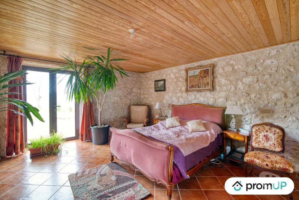 Vente Maison Tarn-et-Garonne Lauzerte - 82110 - Photos Vivastreet (V5726) Maison de charme de 390 m2 à Lauzerte