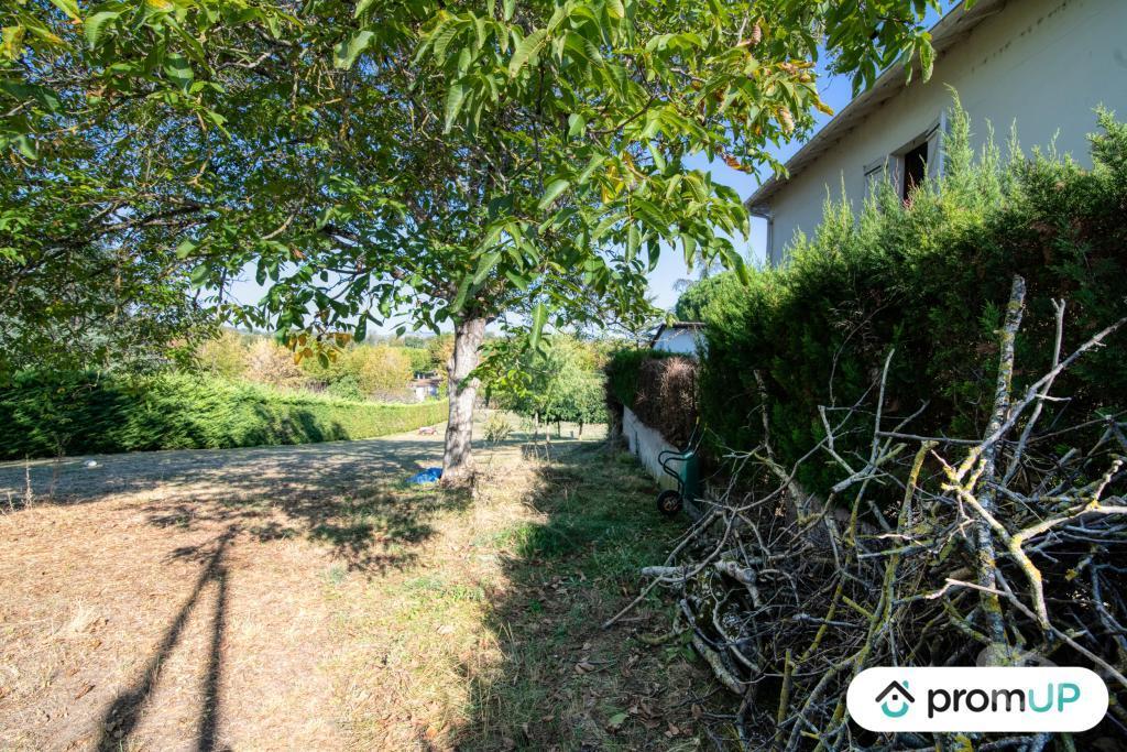 Terrain à vendre Tarn-et-Garonne Caussade - 82300 - Photos Vivastreet (V6231) Terrain constructible de 1300 m2 à CAUSSADE