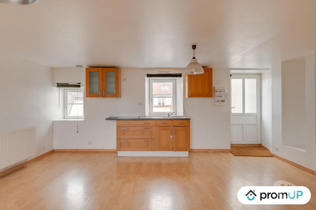 Appartements à vendre Vosges Neufchateau - 88300 - Photos Vivastreet (VA480) Appartement de 94,75 m2 Neufchateau