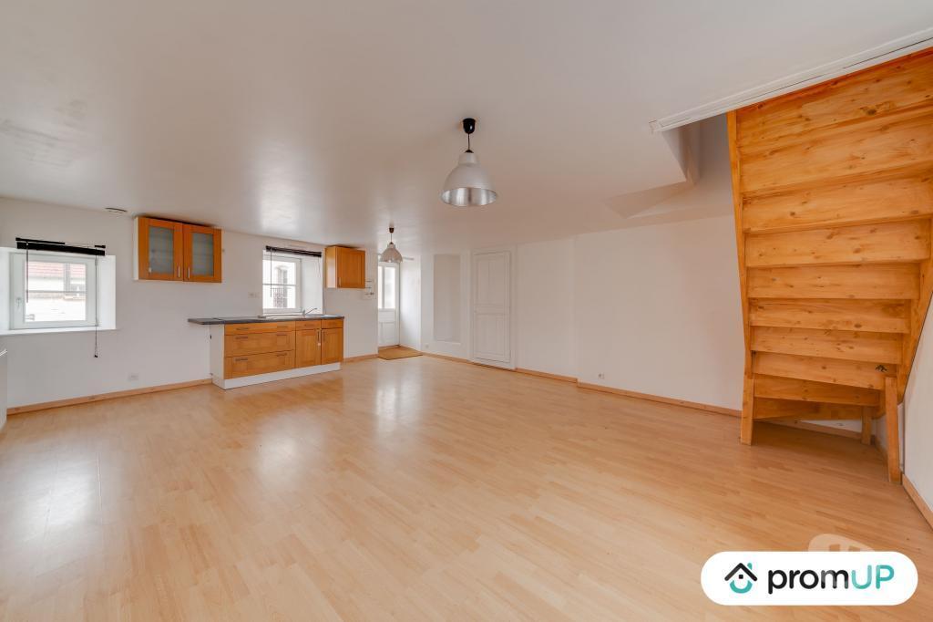 Appartements à vendre Vosges Neufchateau - 88300 - Photos Vivastreet (VA480) Appartement de 94,75 m2 Neufchateau