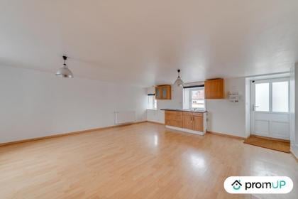 Vente Appartement Neufchateau Vosges - Photos Vivastreet (VA480) Appartement de 94,75 m2 Neufchateau