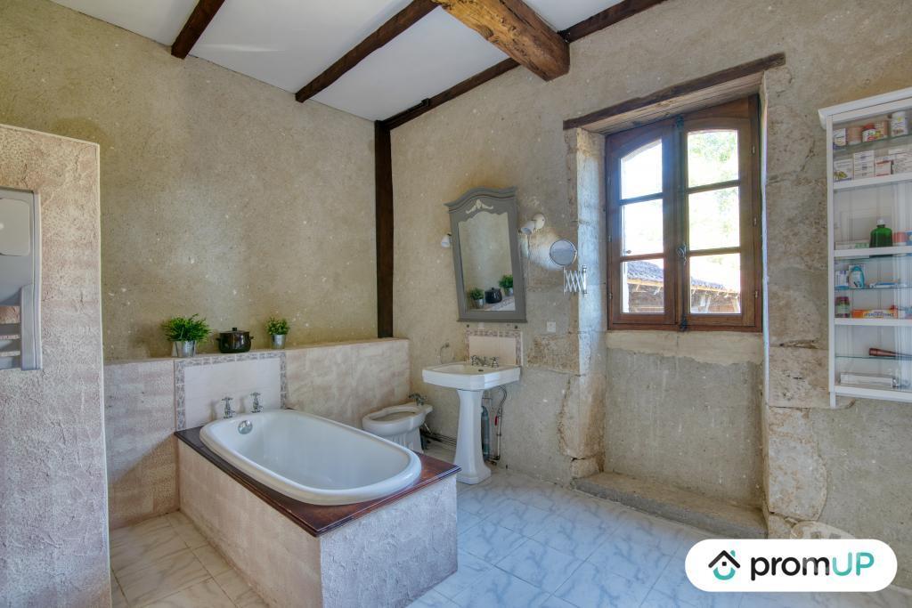 Vente Maison Gers Lartigue - 32450 - Photos Vivastreet (VM3880) Maison individuelle de 200m² située à Lartigue