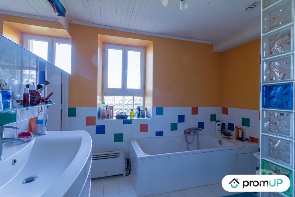Vente Maison Dordogne St Martial de Nabirat - 24250 - Photos Vivastreet (VM4024) Domaine équestre de 17 Ha de prés et de bois, en...