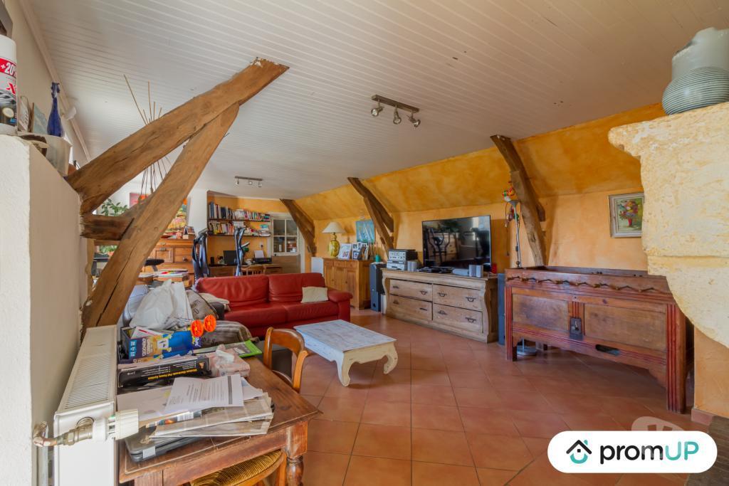 Vente Maison Dordogne St Martial de Nabirat - 24250 - Photos Vivastreet (VM4024) Domaine équestre de 17 Ha de prés et de bois, en...
