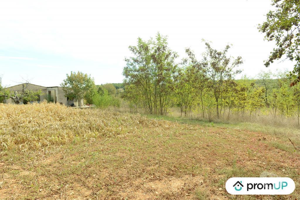 Terrain à vendre Lot Floressas - 46700 - Photos Vivastreet (V6245) Terrain de 2000 m2 à FLORESSAS