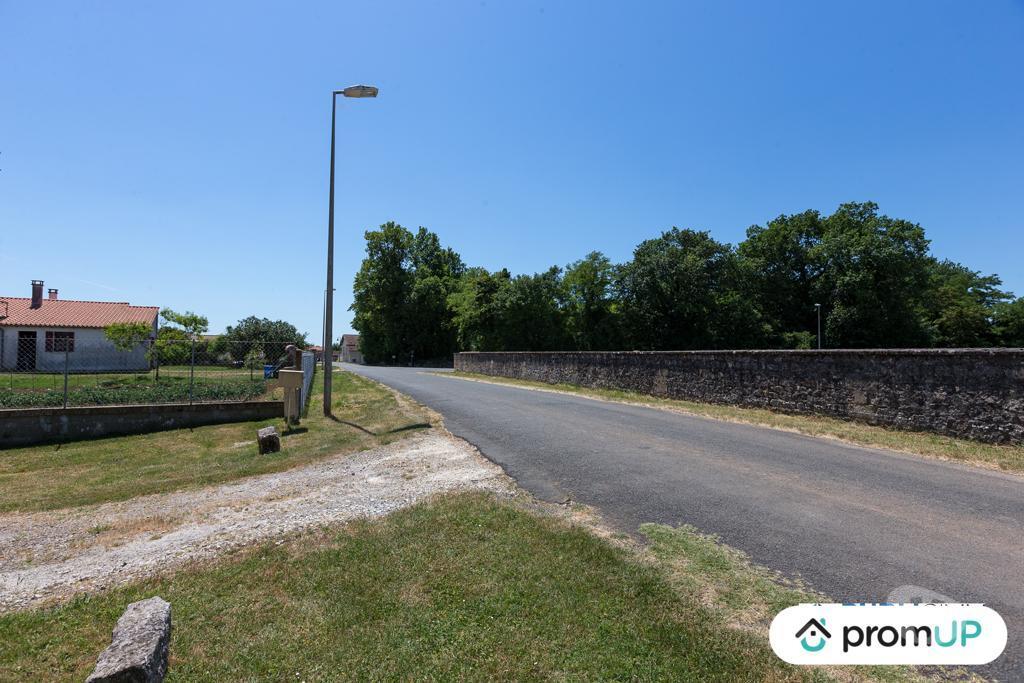 Terrain à vendre Charente-Maritime St Vaize - 17100 - Photos Vivastreet (VT424) Terrain constructible de 1921m²