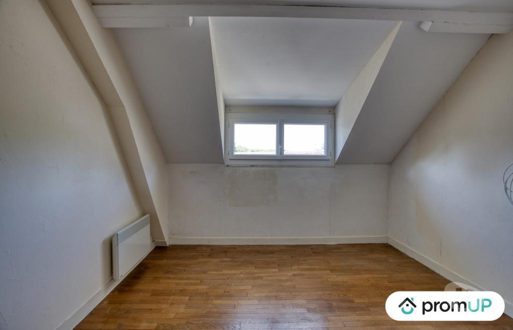 Vente Maison Indre Le Blanc - 36300 - Photos Vivastreet (VM2092) Maison de 160m2 et dépendances