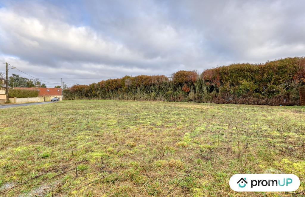 Terrain à vendre Eure-et-Loir Dammarie - 28360 - Photos Vivastreet (VT742) Terrain constructible de 817 m²
