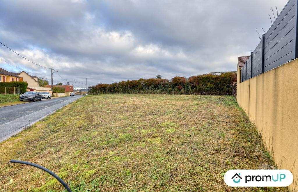 Terrain à vendre Eure-et-Loir Dammarie - 28360 - Photos Vivastreet (VT742) Terrain constructible de 817 m²