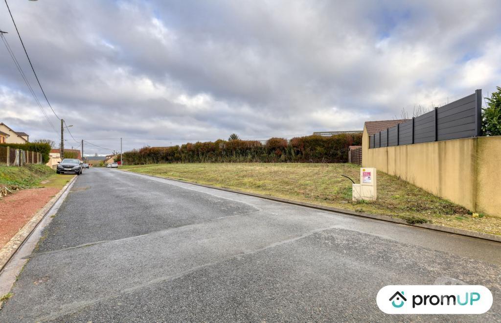 Terrain à vendre Eure-et-Loir Dammarie - 28360 - Photos Vivastreet (VT742) Terrain constructible de 817 m²