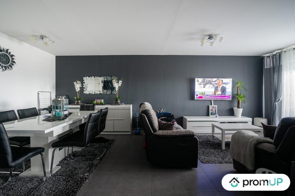 Appartements à vendre Loire Andrezieux Boutheon - 42160 - Photos Vivastreet (VA424) Appartement T3 de 75m² refait à neuf