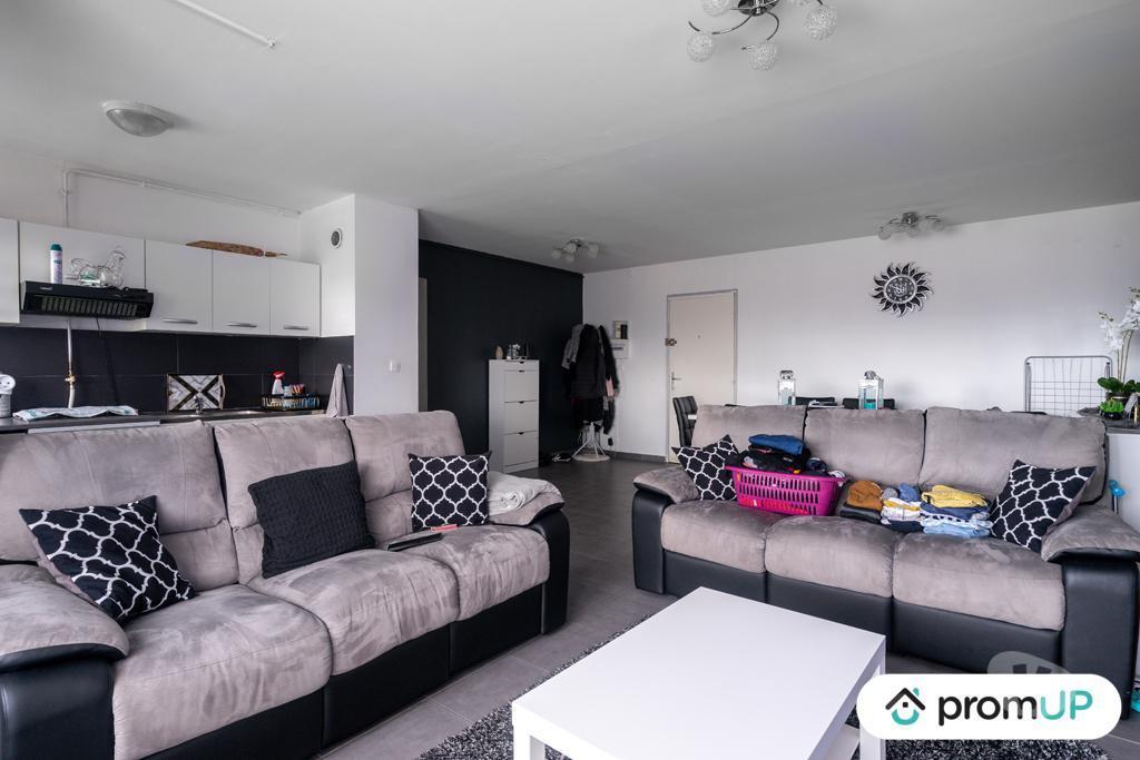 Appartements à vendre Loire Andrezieux Boutheon - 42160 - Photos Vivastreet (VA424) Appartement T3 de 75m² refait à neuf