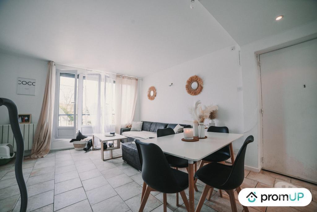Appartements à vendre Eure Evreux - 27000 - Photos Vivastreet (V5581) Appartement de 52 m2 à Évreux
