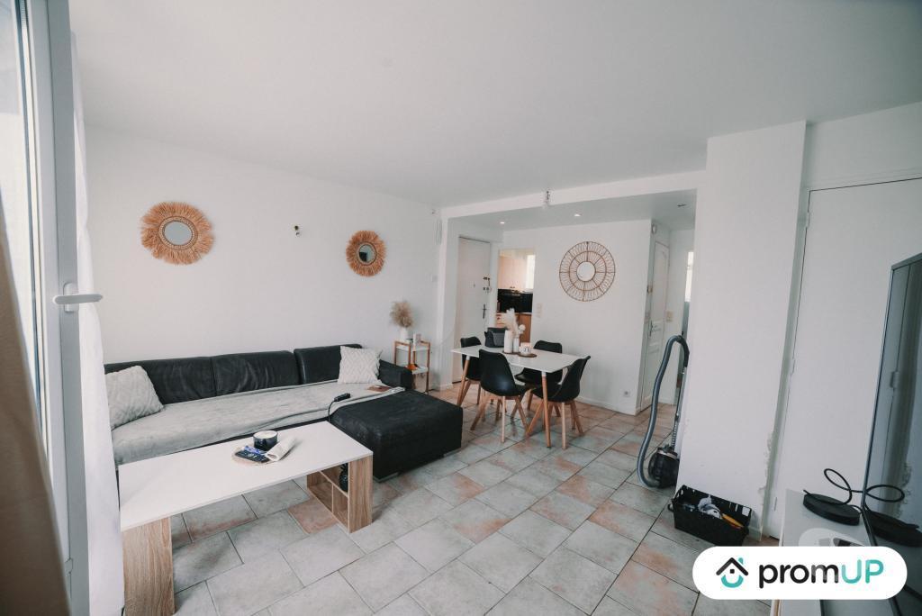 Appartements à vendre Eure Evreux - 27000 - Photos Vivastreet (V5581) Appartement de 52 m2 à Évreux