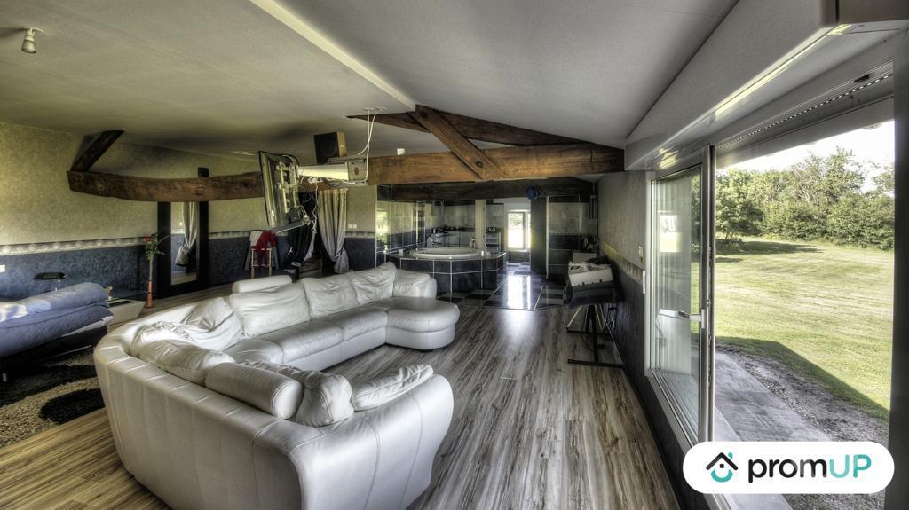 Vente Maison Gironde Arveyres - 33500 - Photos Vivastreet (VM200) Bien d'exception 1280m2