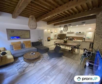 Vendre maison Sernhac Gard - Photos Vivastreet (V4684) Maison de 165m² situé à Sernhac