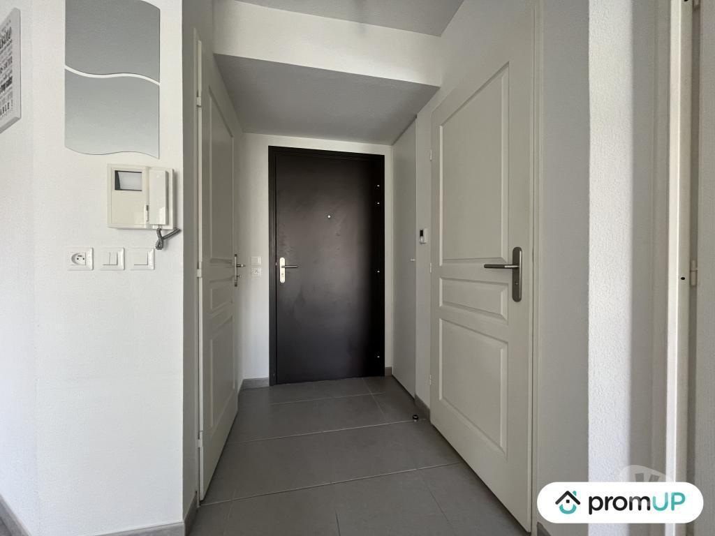 Appartements à vendre Var Le Luc - 83340 - Photos Vivastreet (V5734) Appartement vendu loué au Luc en Provence