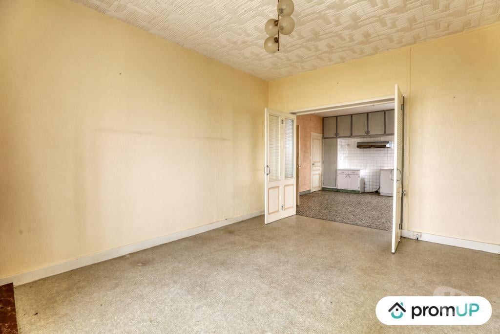 Vente Maison Vienne Valdivienne - Photos Vivastreet (VM4167) Vend grande maison en pierres à Valdivienne