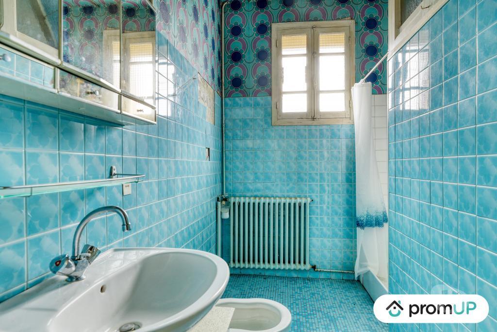 Vente Maison Vienne Valdivienne - Photos Vivastreet (VM4167) Vend grande maison en pierres à Valdivienne