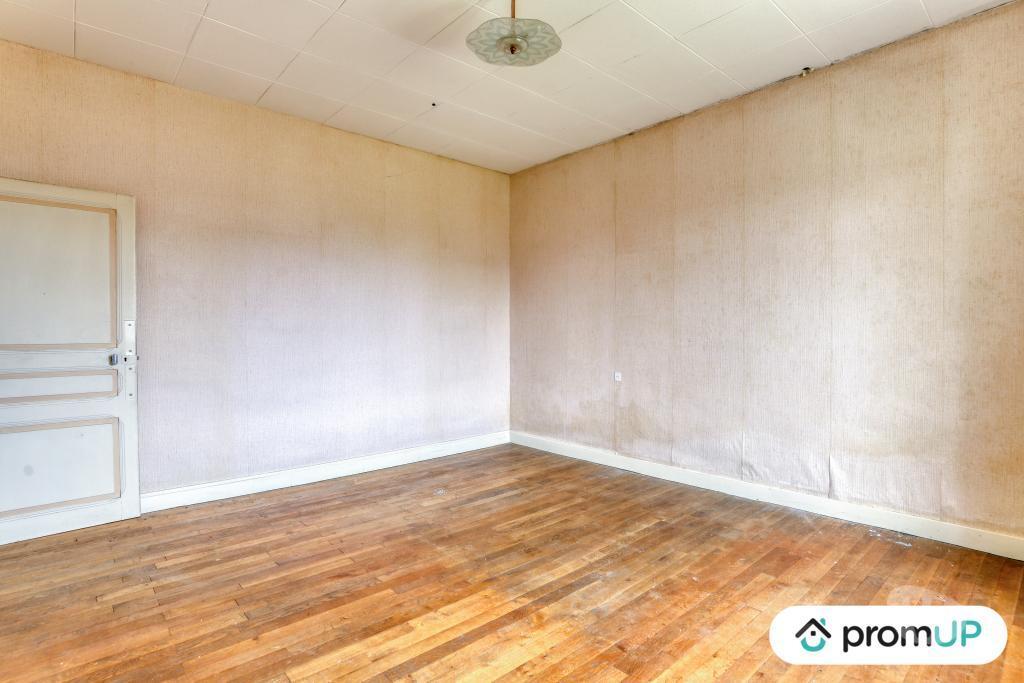 Vente Maison Vienne Valdivienne - Photos Vivastreet (VM4167) Vend grande maison en pierres à Valdivienne