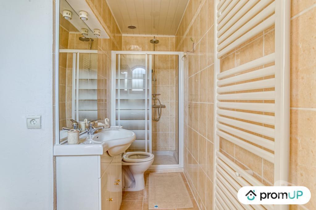 Vente Maison Alpes-Maritimes Roquesteron - 06910 - Photos Vivastreet (VM2530) Villa de 199 m² à Roquestéron