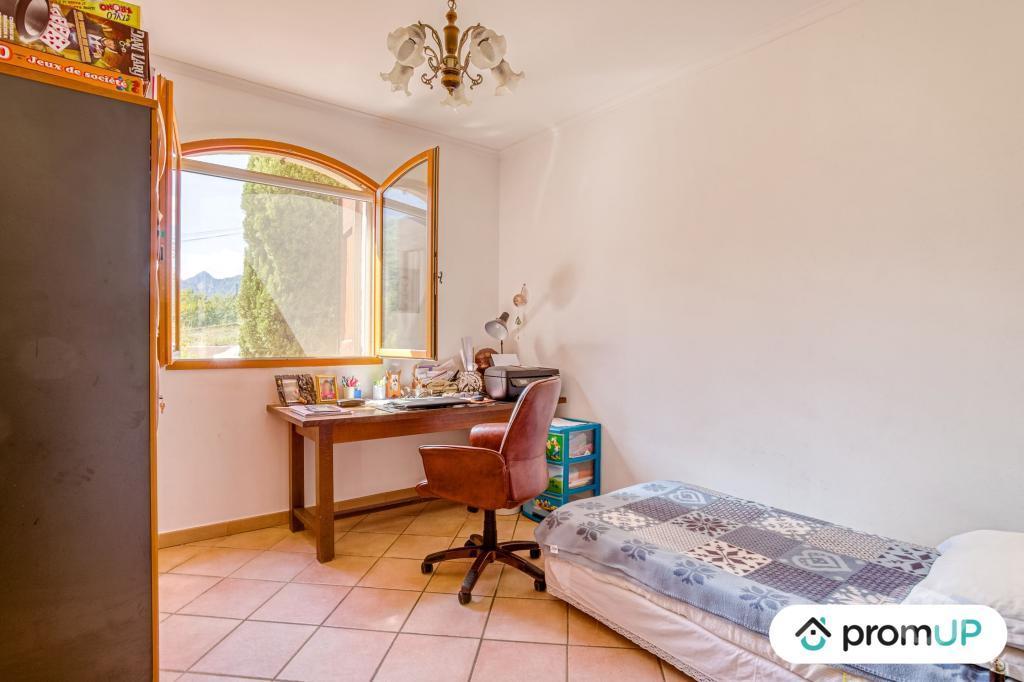 Vente Maison Alpes-Maritimes Roquesteron - 06910 - Photos Vivastreet (VM2530) Villa de 199 m² à Roquestéron