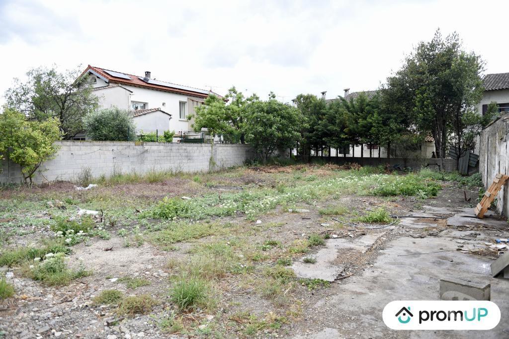Terrain à vendre Bouches-du-Rhône Mas Thibert - 13104 - Photos Vivastreet (V5876) Terrain constructible de 550 m2 à Arles