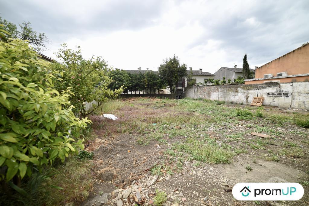 Terrain à vendre Bouches-du-Rhône Mas Thibert - 13104 - Photos Vivastreet (V5876) Terrain constructible de 550 m2 à Arles