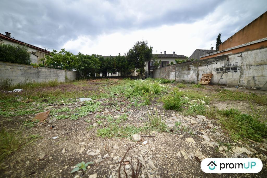 Terrain à vendre Bouches-du-Rhône Mas Thibert - 13104 - Photos Vivastreet (V5876) Terrain constructible de 550 m2 à Arles