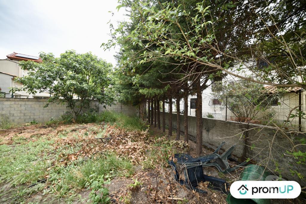 Terrain à vendre Bouches-du-Rhône Mas Thibert - 13104 - Photos Vivastreet (V5876) Terrain constructible de 550 m2 à Arles