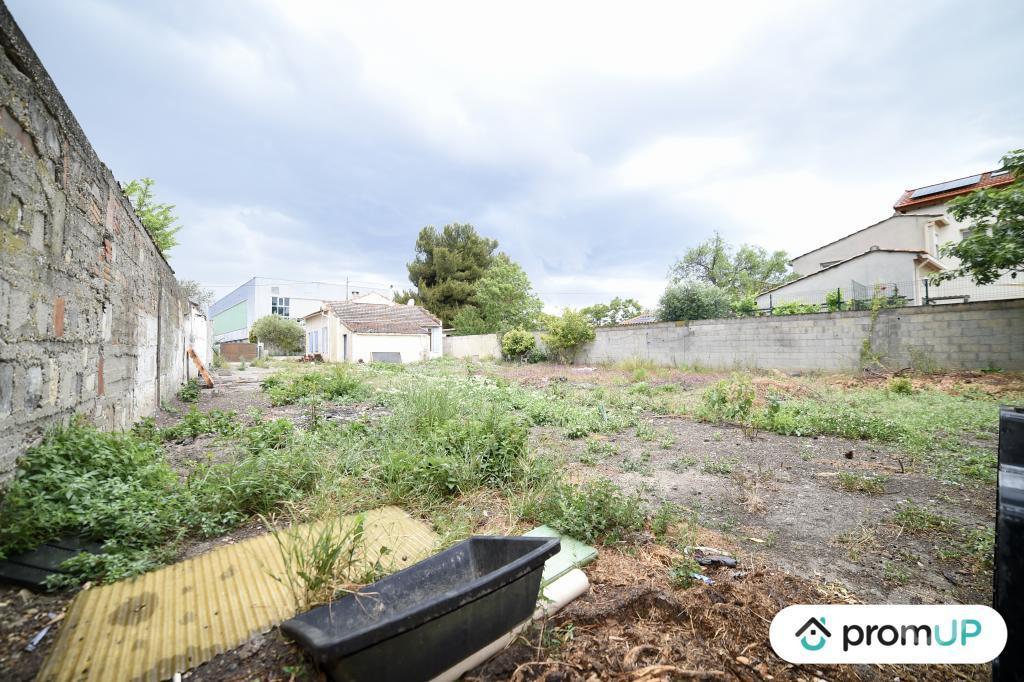 Terrain à vendre Bouches-du-Rhône Mas Thibert - 13104 - Photos Vivastreet (V5876) Terrain constructible de 550 m2 à Arles