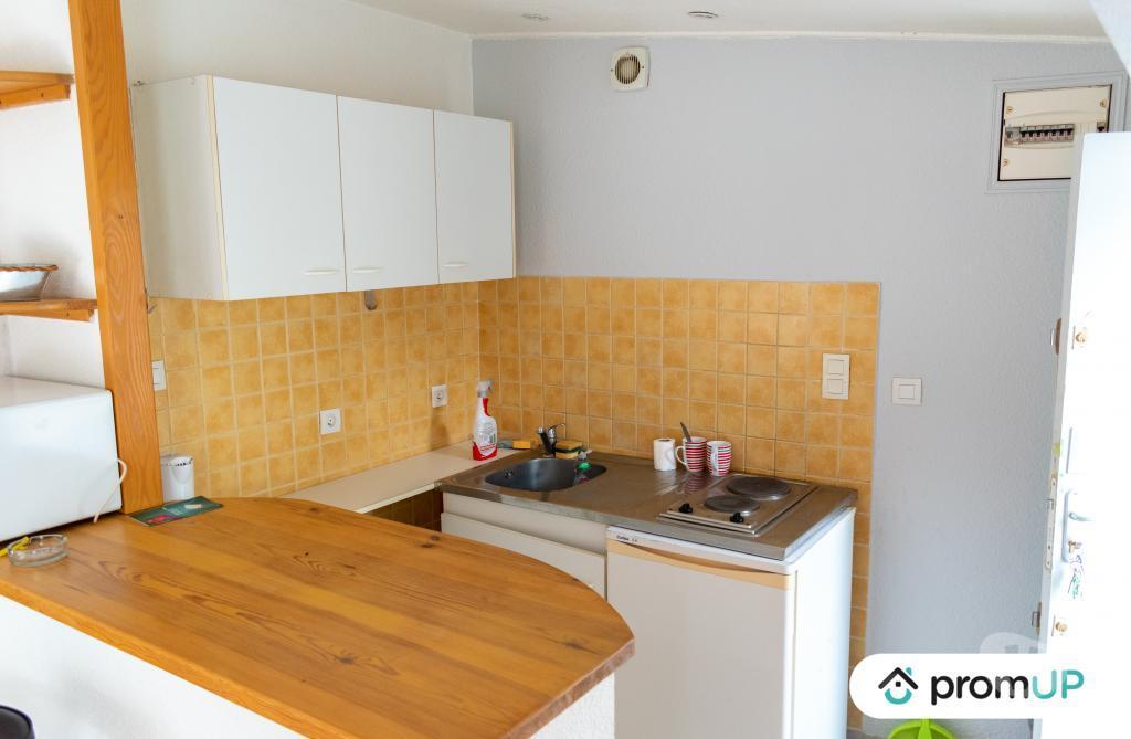 Appartements à vendre Haute-Loire Le Puy en Velay - 43000 - Photos Vivastreet (V5088) Studio situé au Puy-En-Velay