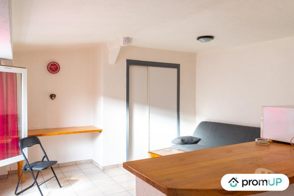 Appartements à vendre Haute-Loire Le Puy en Velay - 43000 - Photos Vivastreet (V5088) Studio situé au Puy-En-Velay