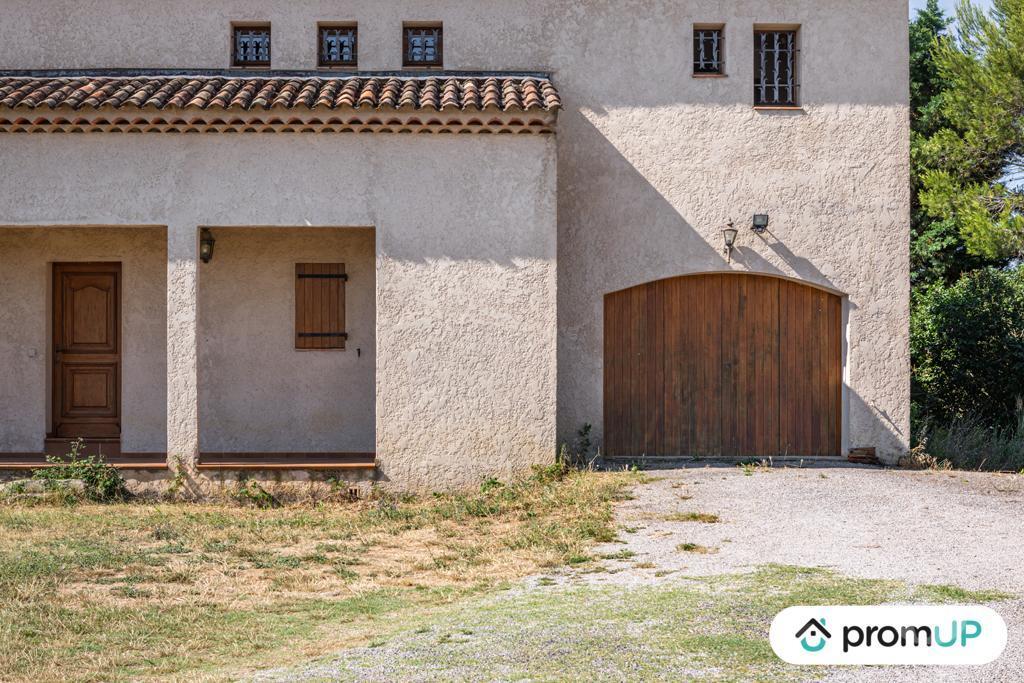 Vente Maison Var La Verdiere - 83560 - Photos Vivastreet (VM512) Belle maison de 220 m2 et terrain de 2 ha 7