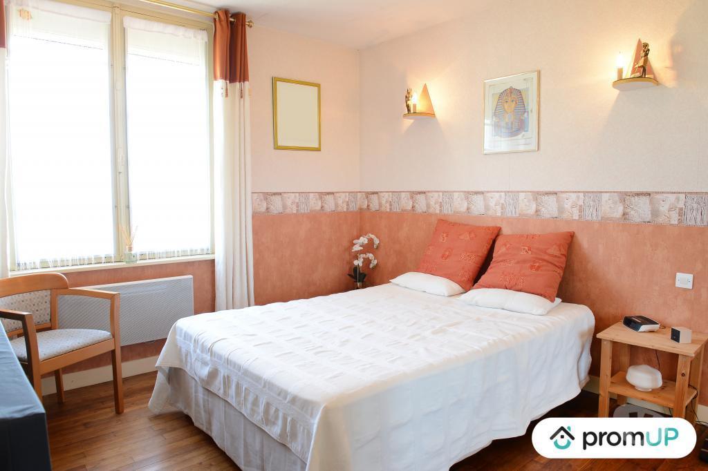 Vente Maison Dordogne Cherval - 24320 - Photos Vivastreet (VM3919) Agréable maison 148 m2 sans vis à vis avec un grand...