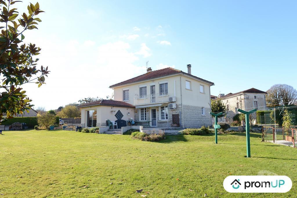 Vente Maison Dordogne Cherval - 24320 - Photos Vivastreet (VM3919) Agréable maison 148 m2 sans vis à vis avec un grand...
