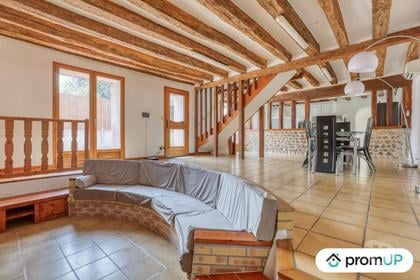 Vendre maison St Laurent en Gatines Indre-et-Loire - Photos Vivastreet (V6141) Maison de 177m2 à SAINT-LAURENT-EN-GÂTINES