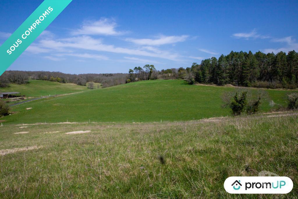 Terrain à vendre Dordogne St Cyprien - 24220 - Photos Vivastreet (VT1206) Terrain constructible de 3470m² situé à Saint-Cyprien