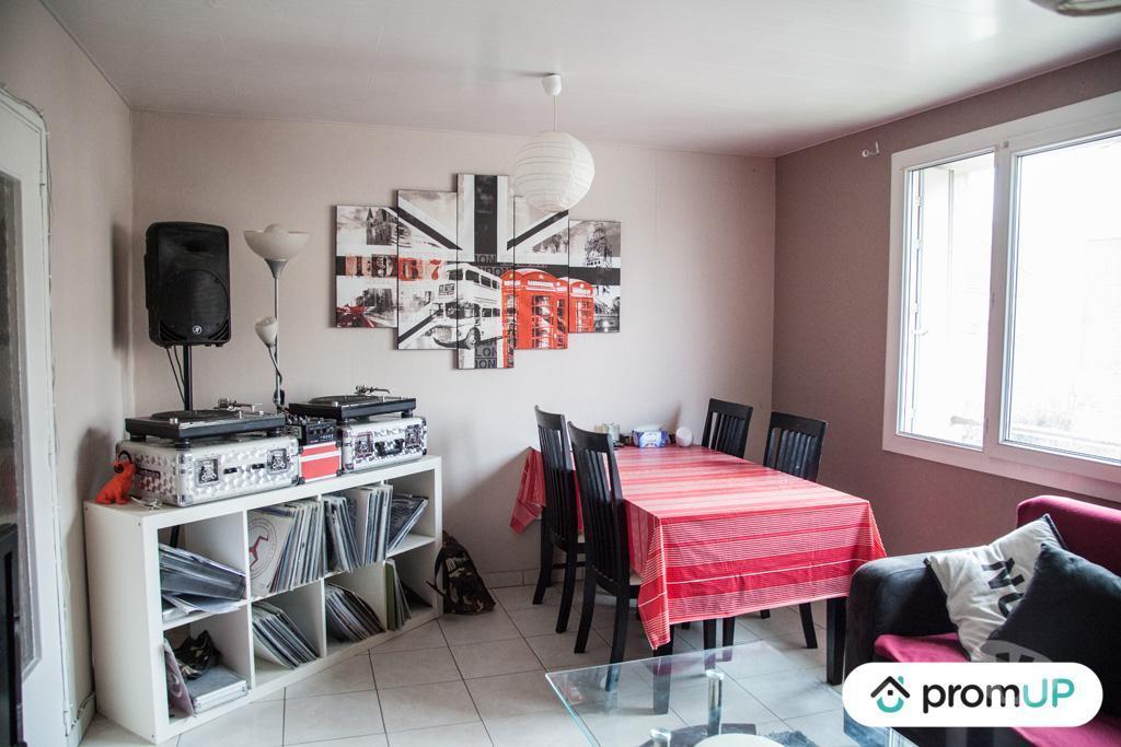Appartements à vendre Aube Troyes - 10000 - Photos Vivastreet (VA210) Appartement T3 56m²