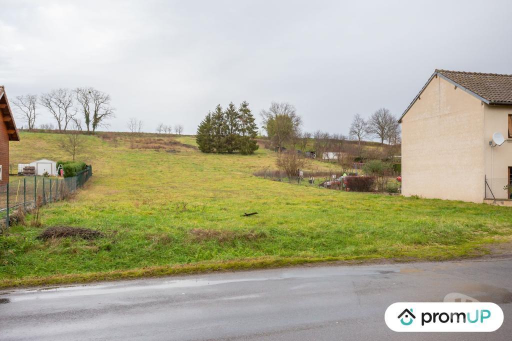 Terrain à vendre Puy-de-Dôme Limons - 63290 - Photos Vivastreet (VT202) Terrain de 2710 m2