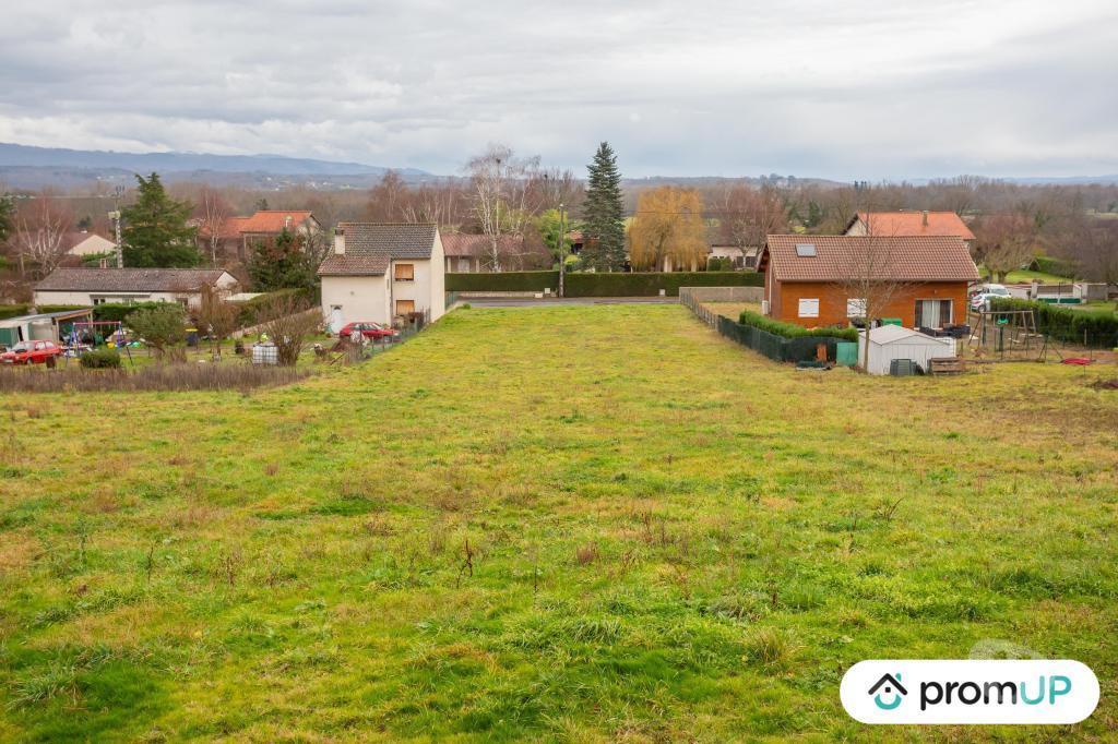 Terrain à vendre Puy-de-Dôme Limons - 63290 - Photos Vivastreet (VT202) Terrain de 2710 m2