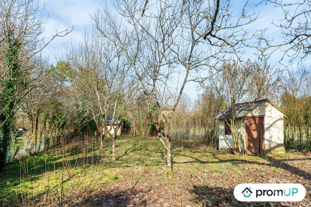 Terrain à vendre Dordogne Montrem - 24110 - Photos Vivastreet (VT270) Terrain constructible de 2473 m²