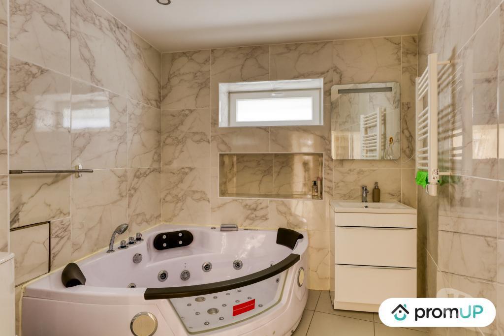 Vente Maison Puy-de-Dôme Arconsat - 63250 - Photos Vivastreet (V6378) Maison ancienne de 90 m2 à ARCONSAT